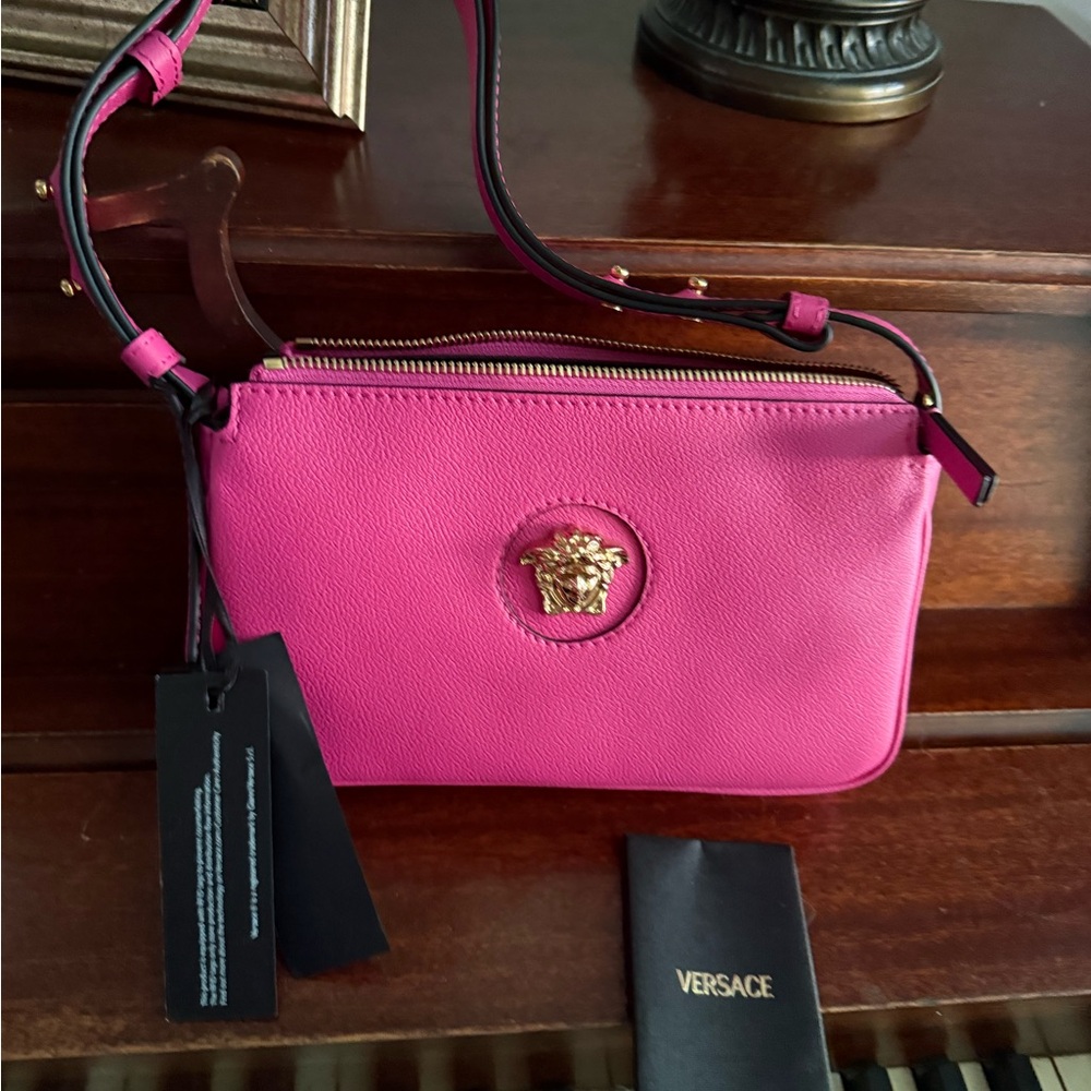 Versace Fuchsia Shoulder Bag with Medusa Logo - Picture 2 of 4